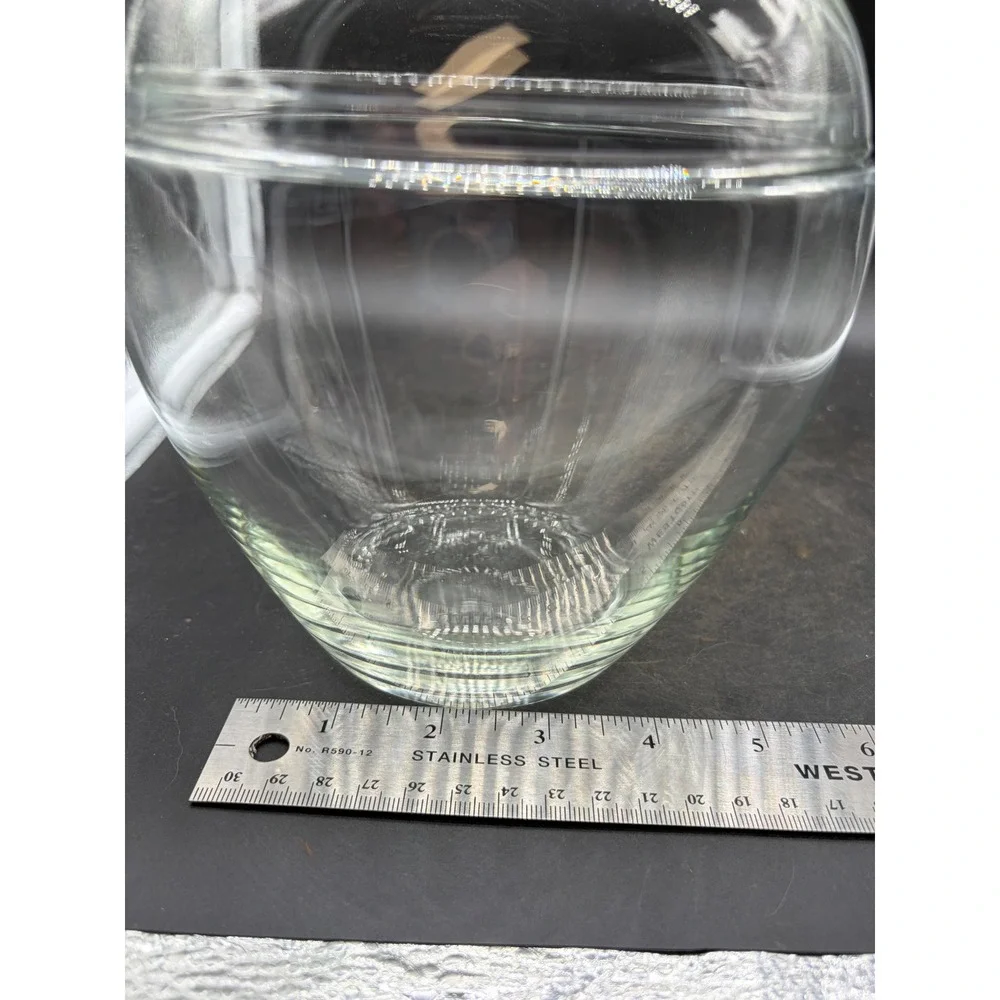 Unbranded hand blown